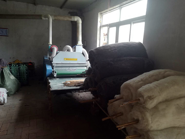 客户购双辊拉丝弹花机后，与客户经理聊天记录曝光。